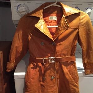 Child sz 10 Vintage Pierre Cardin trenchcoat
